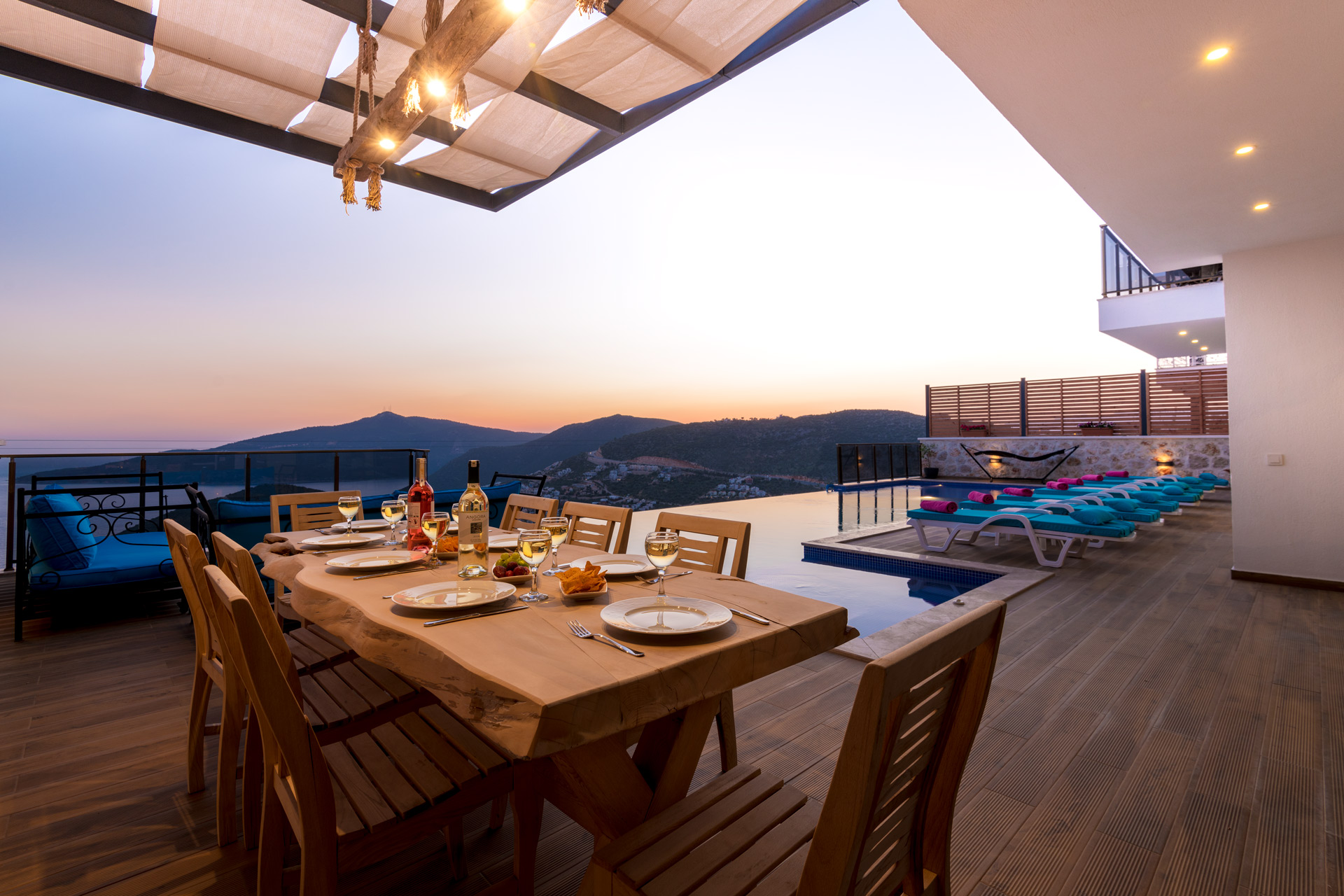 Luxury Panoramic Sea-View Villa