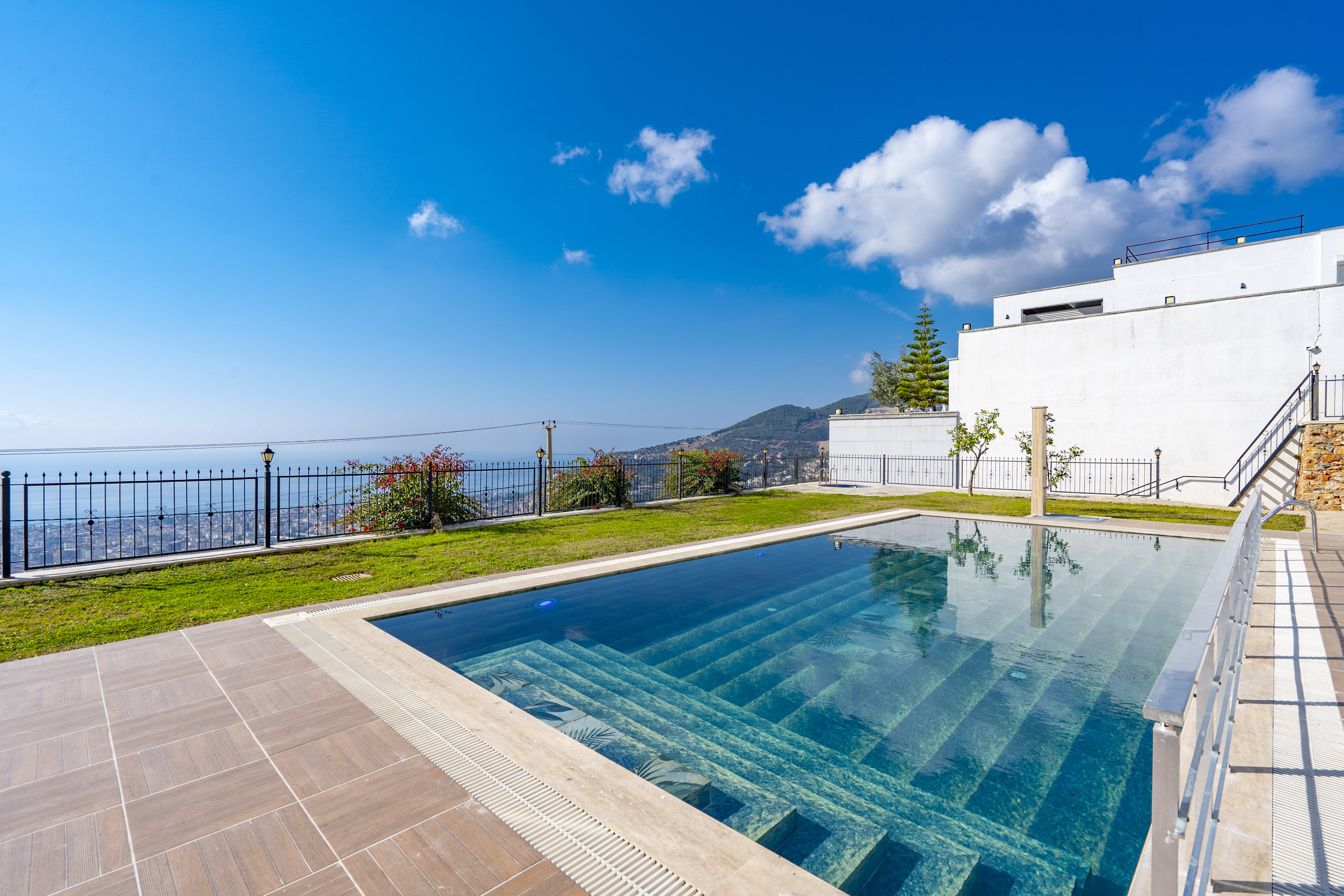Luxury Sea-View Villa in Alanya