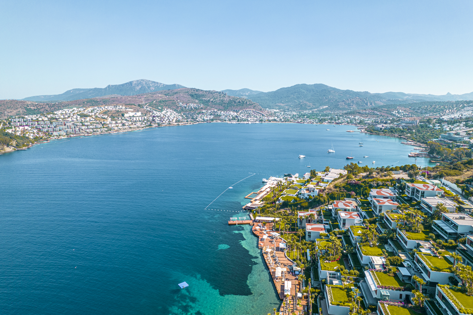 Seafront Modern Residences in Gundogan