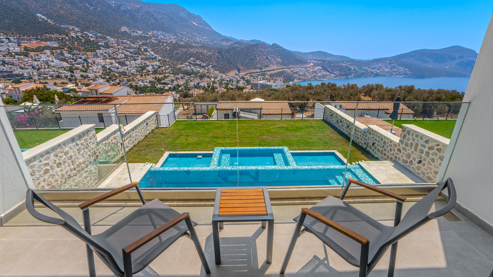 Stunning Villa in Ortaalan