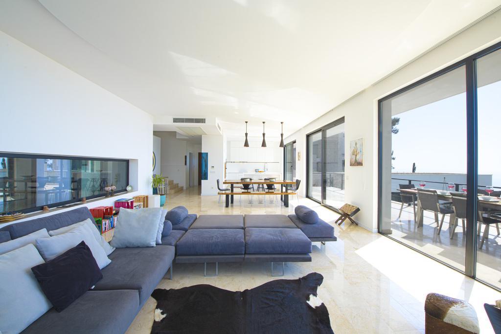 Stunning Luxury Villa in Faralya