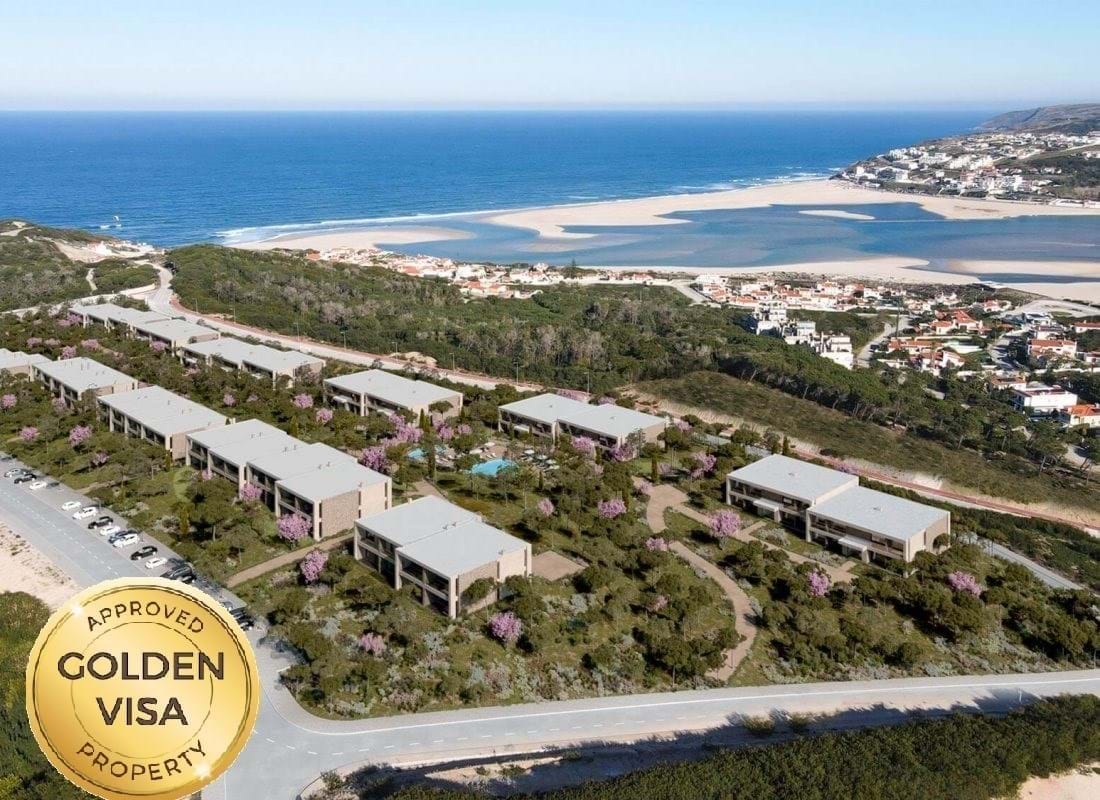 Sea-View Duplex Apartment in Obidos