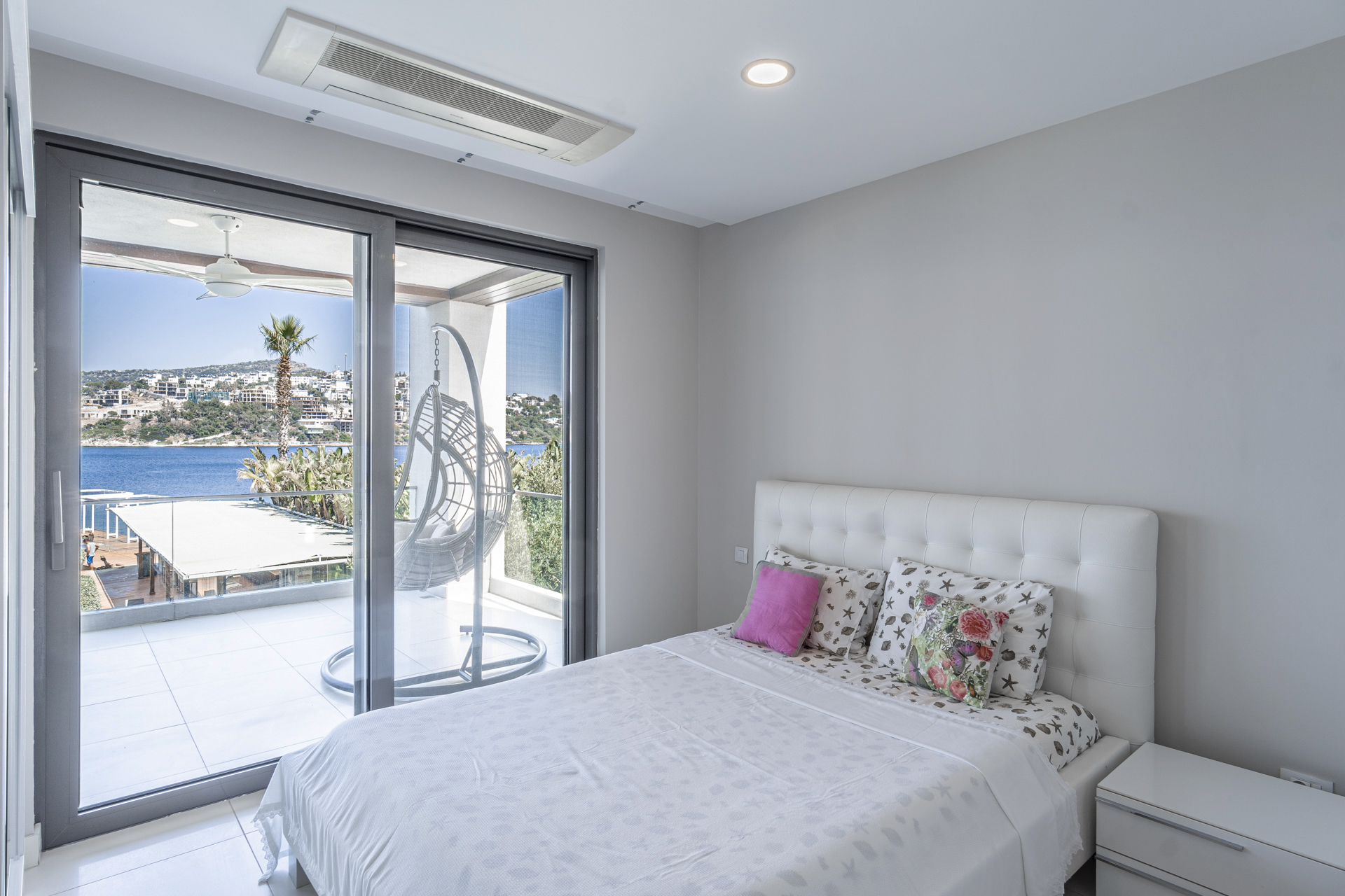 Seafront Modern Residences in Gundogan