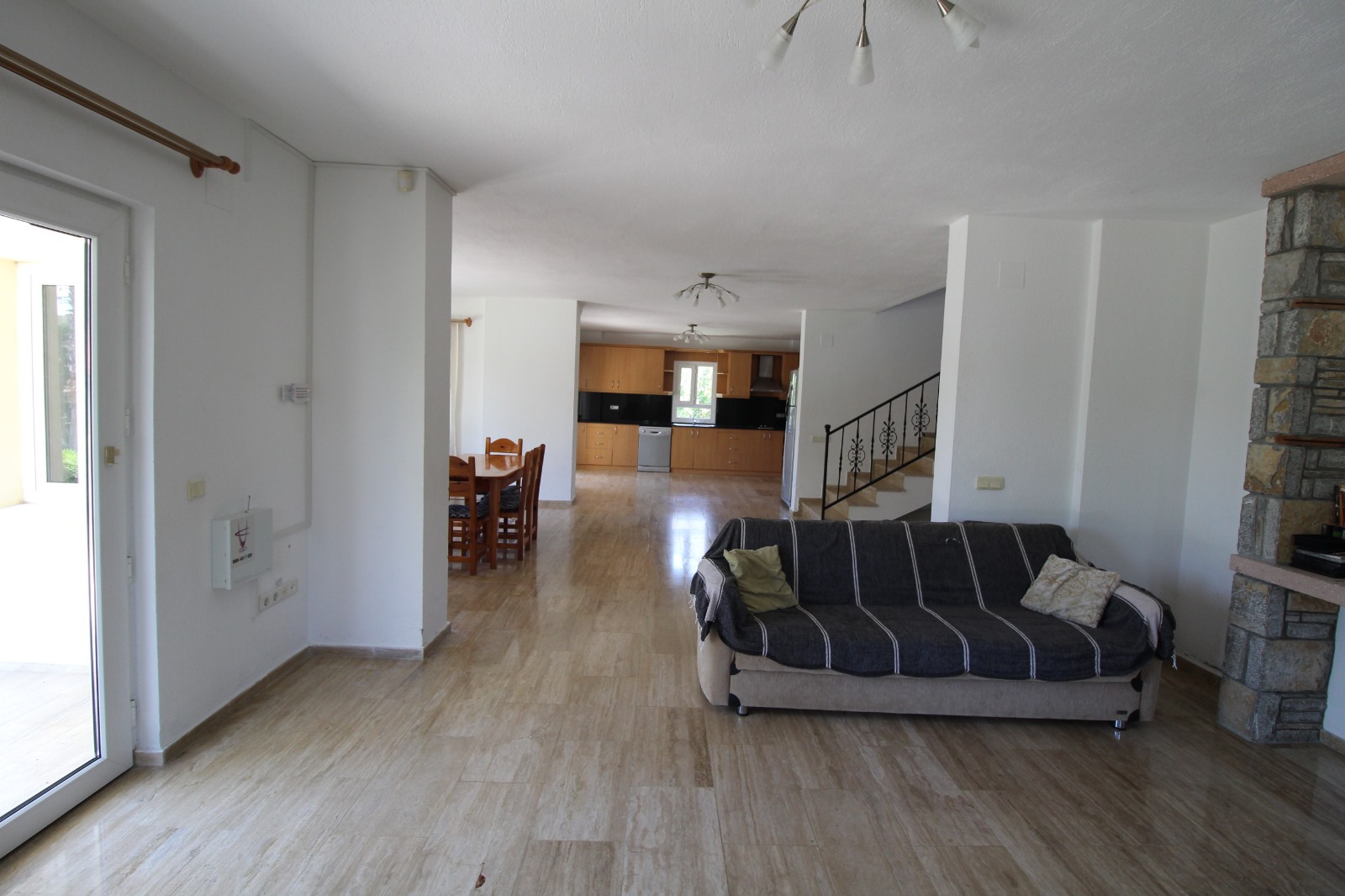 Stunning Central Location Villa