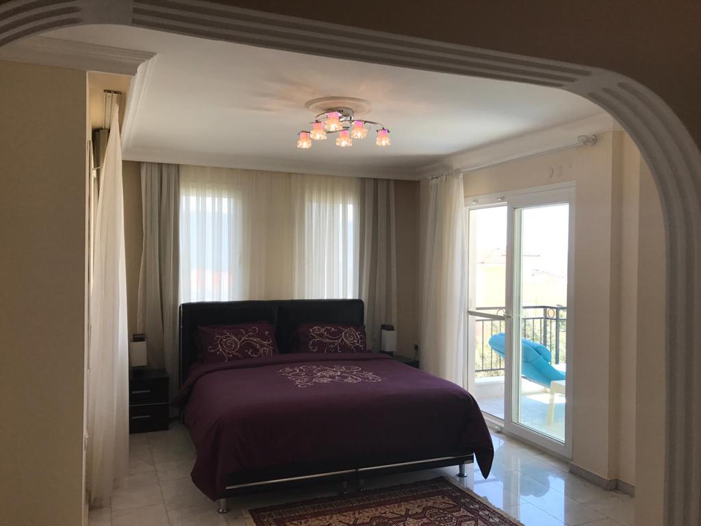 Large Sea-View Villa in Didim