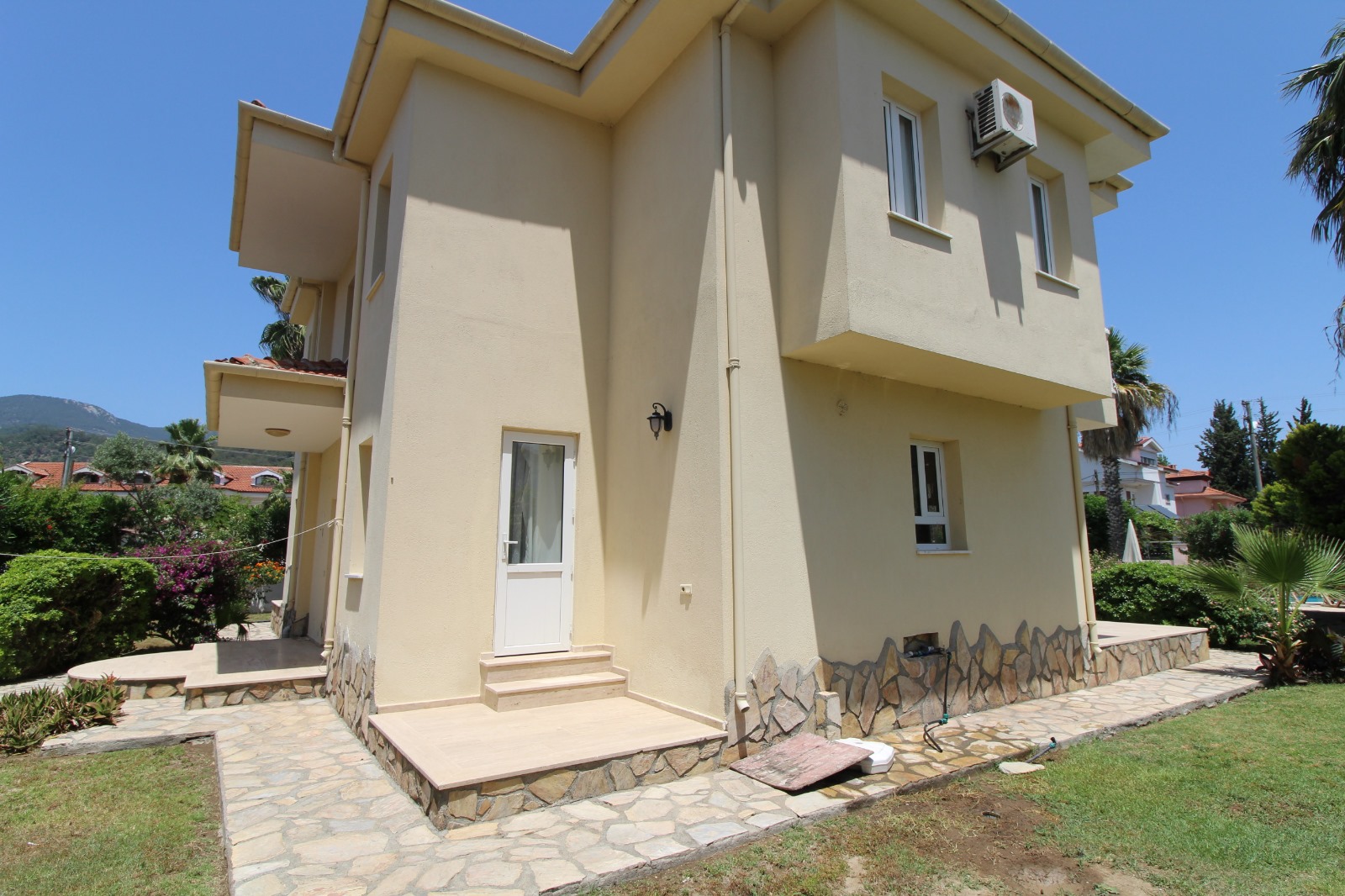 Stunning Central Location Villa