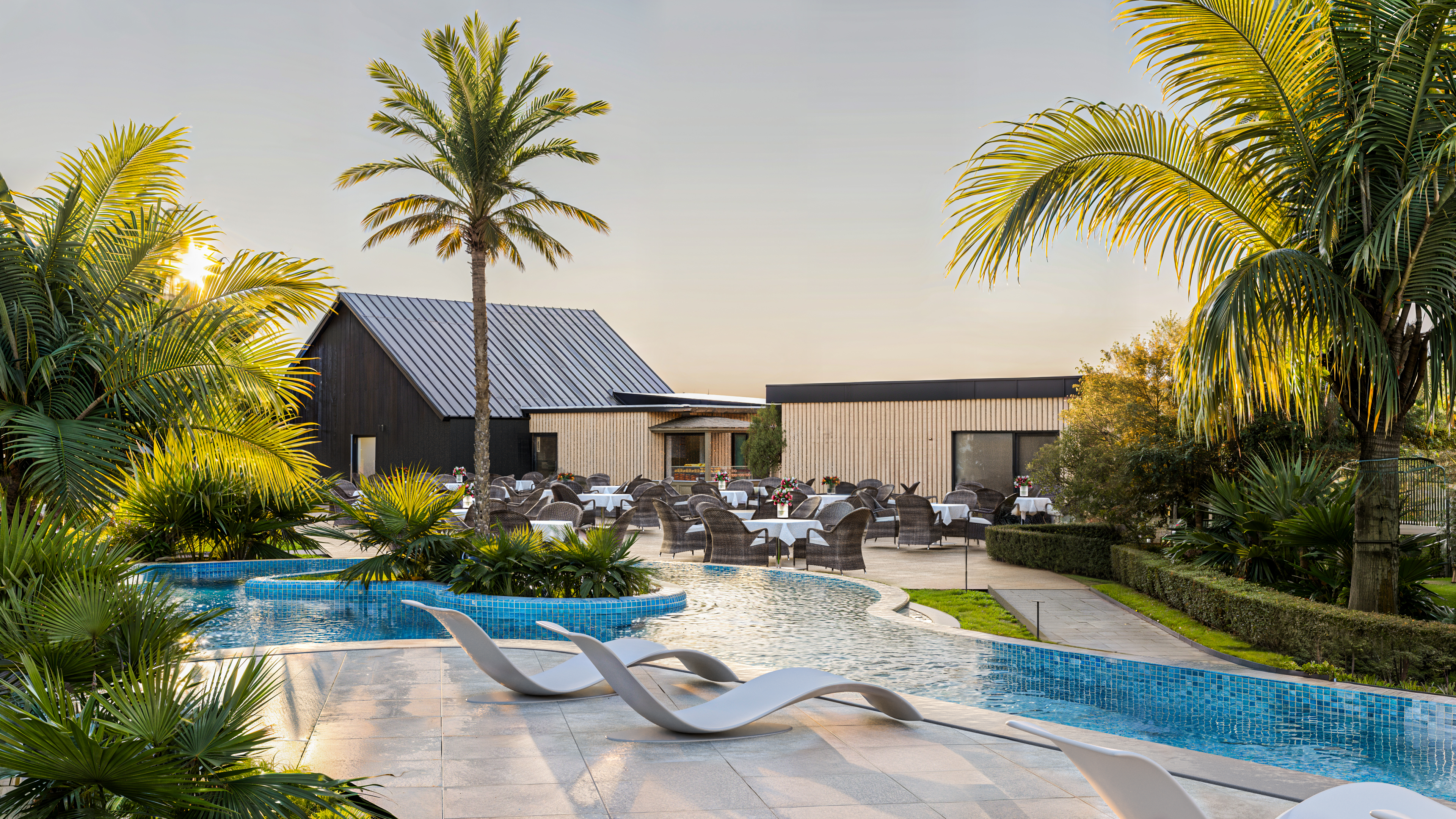 Luxury Villas with Mountain Views