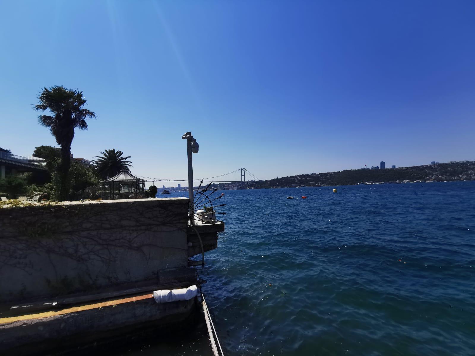 Bosphorus Sea-Front House