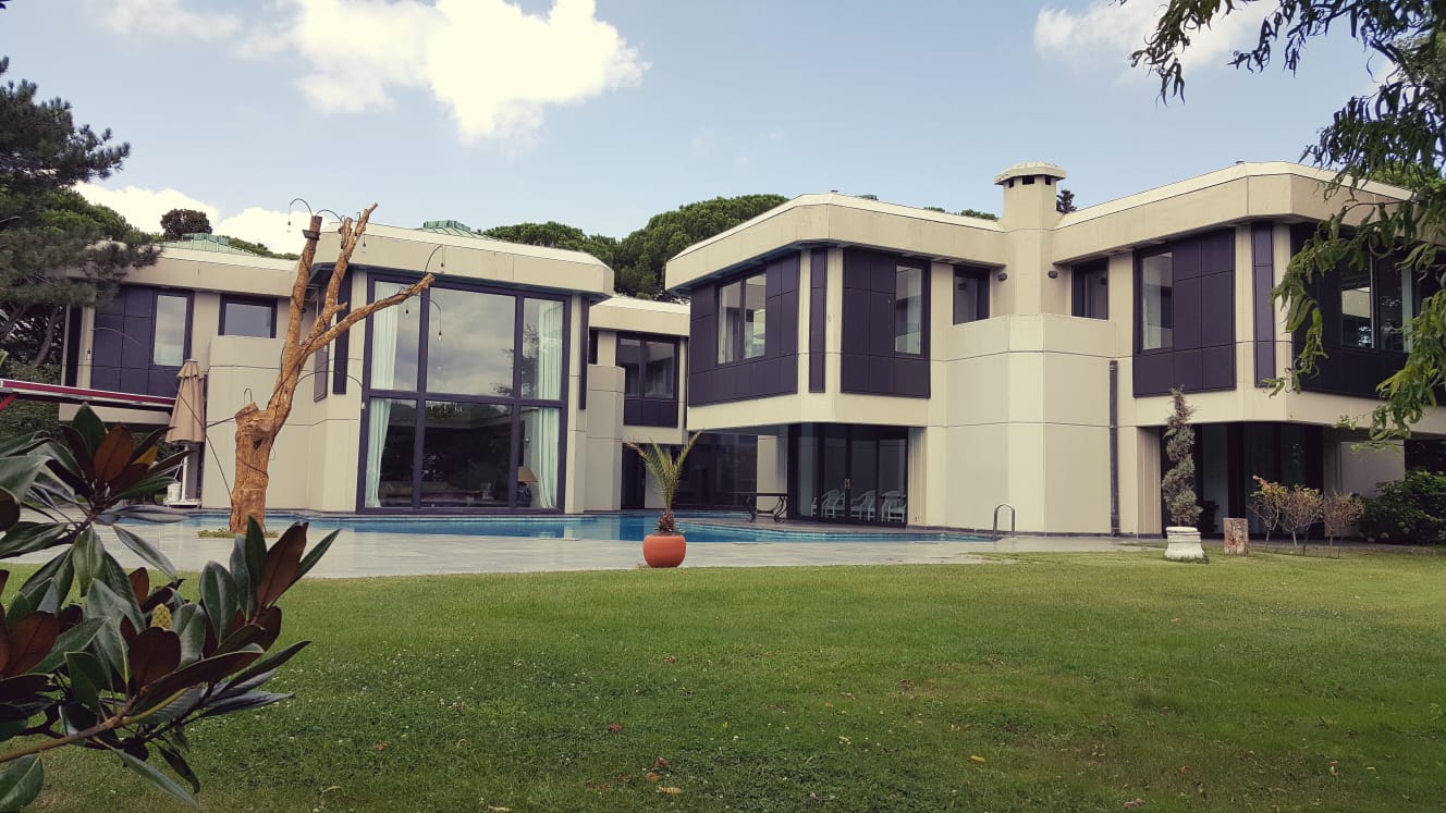 Stunning Contemporary Mansion For Sale In Istanbul