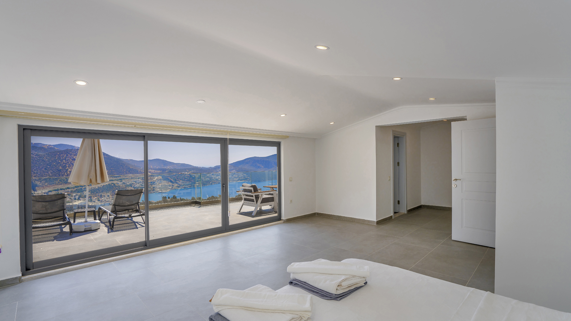 Stunning Villa in Ortaalan