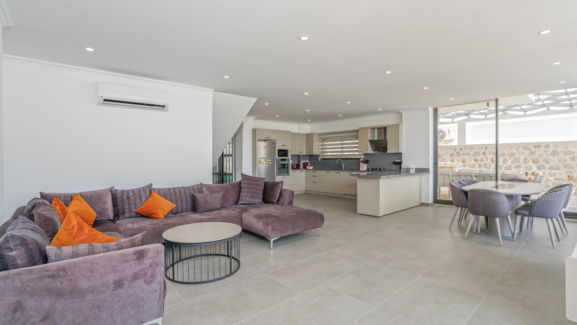 Stunning Villa in Ortaalan