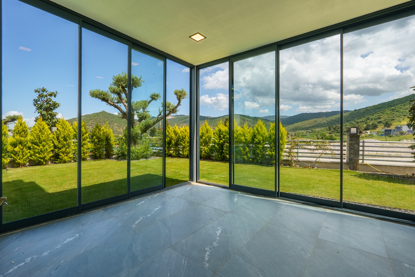 Modern Villas in Izmir