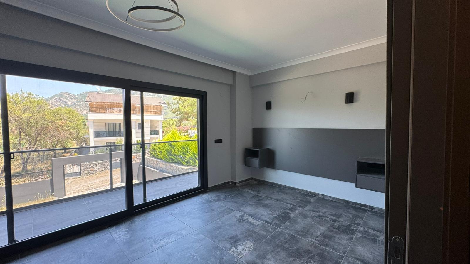 Brand New Luxury Villas