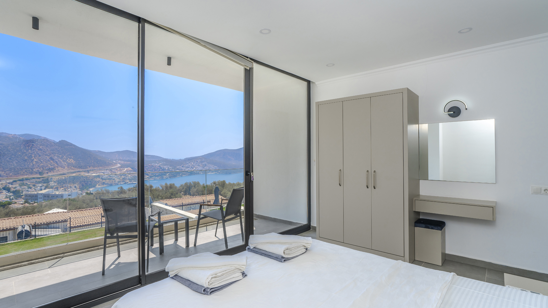 Stunning Villa in Ortaalan