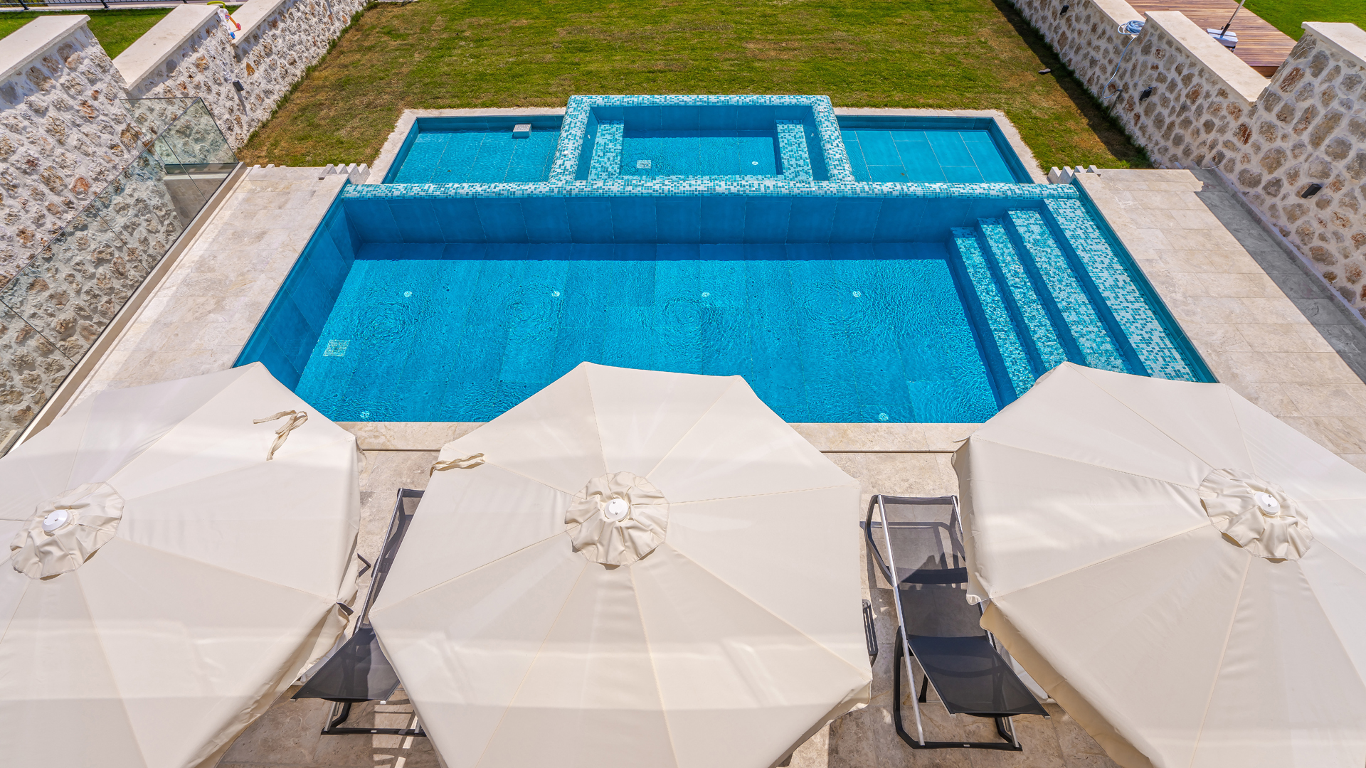 Stunning Villa in Ortaalan