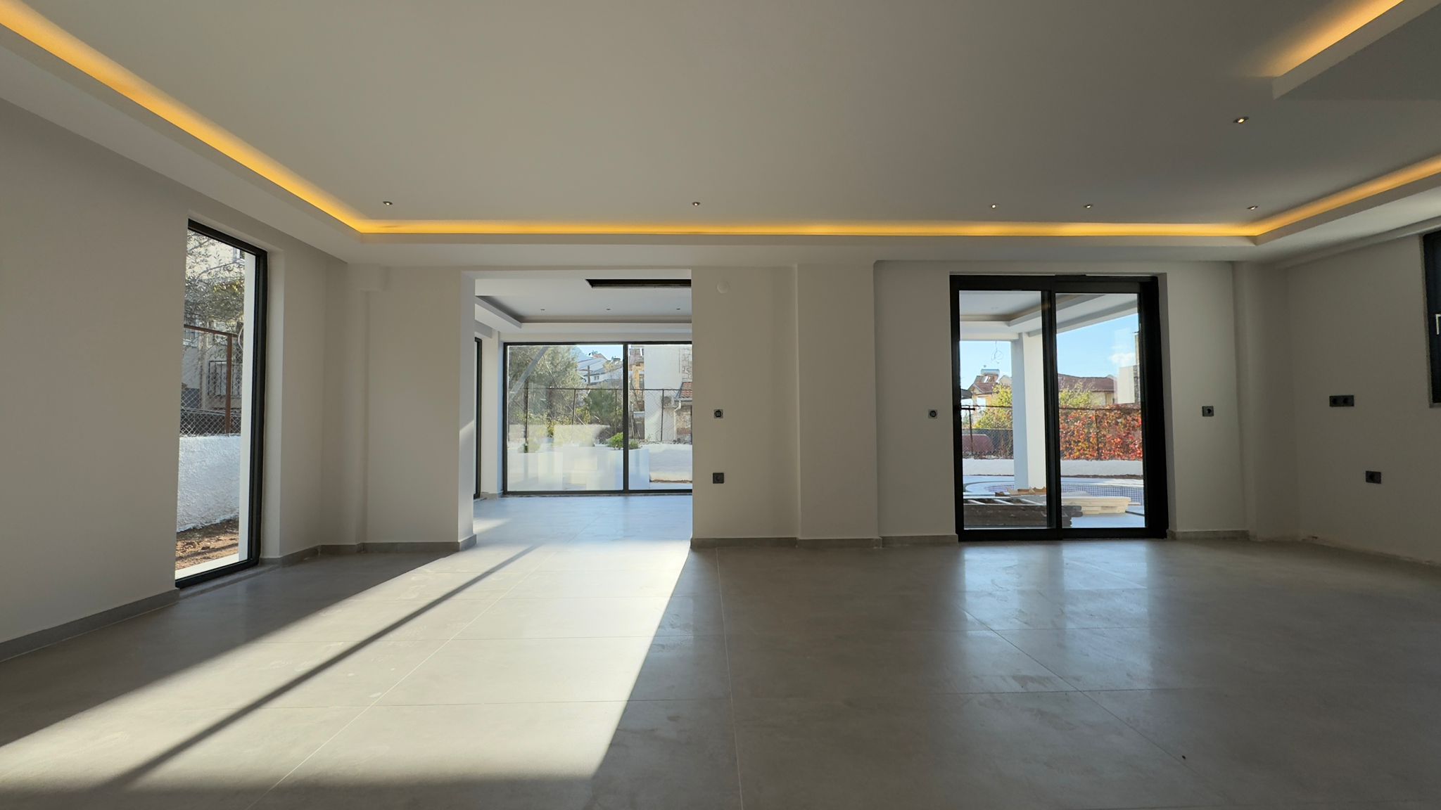 New Luxury Mountain View Villa