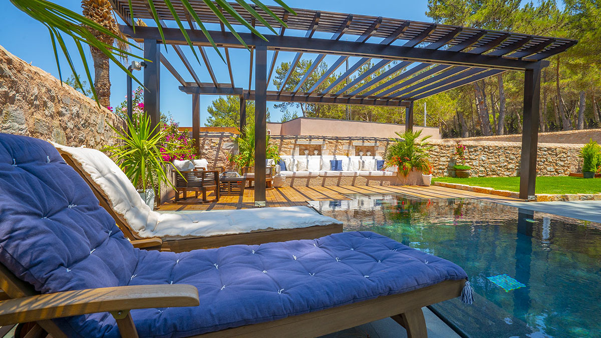 Secluded Luxury Stone Built Villas