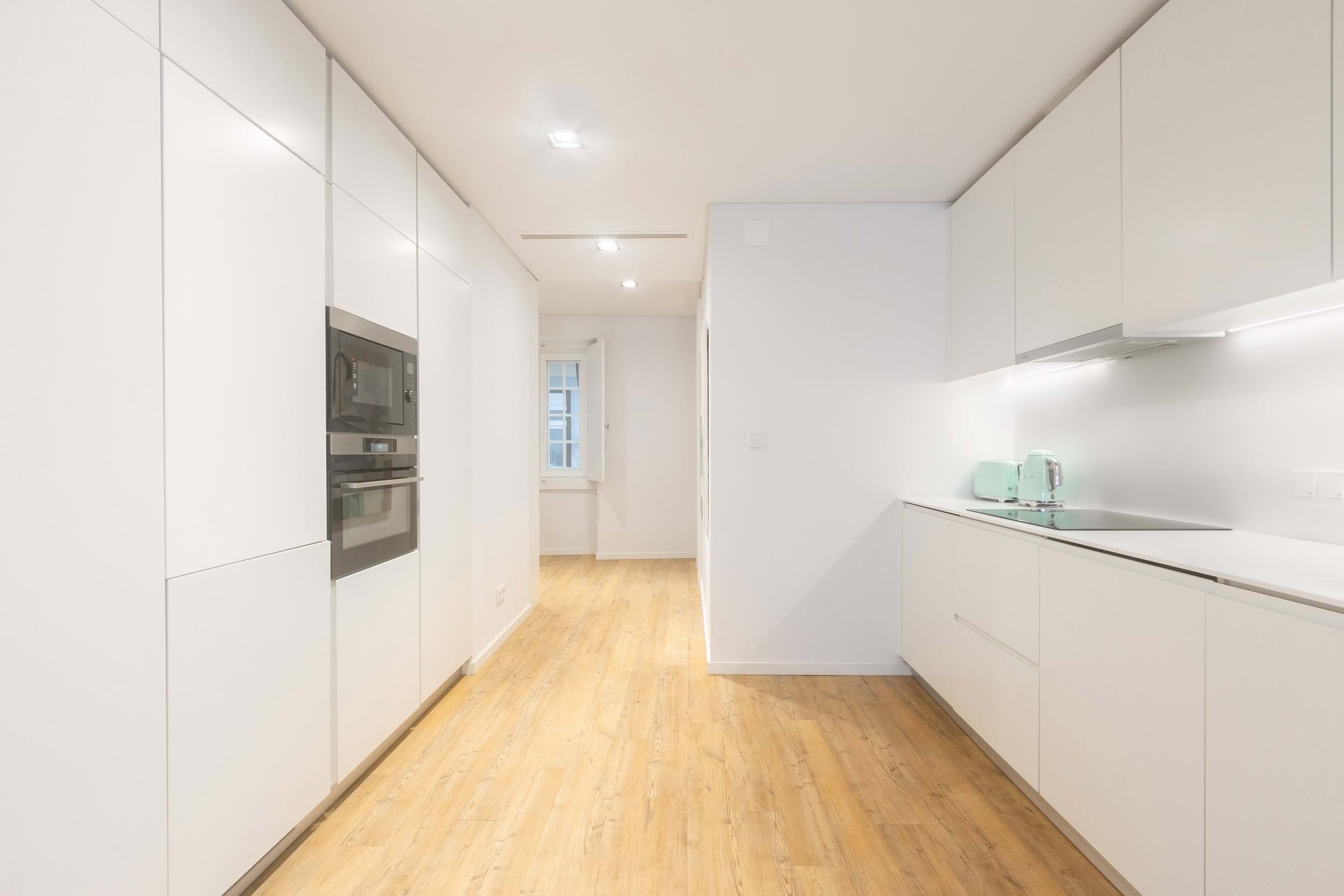 2 bedroom apartment as new between Chiado and Baixa