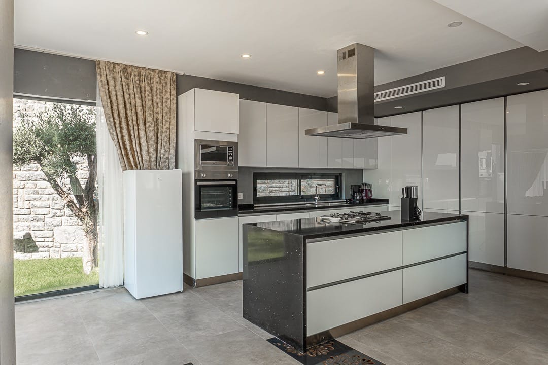 Sea-View Villa in Central Yalikavak