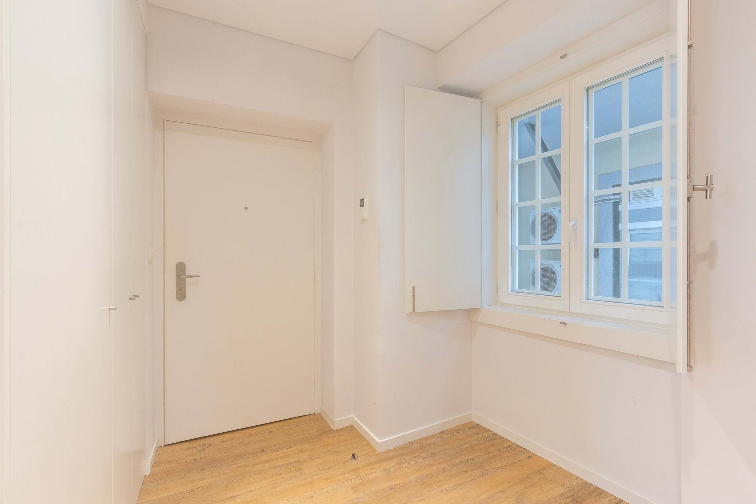 2 bedroom apartment as new between Chiado and Baixa