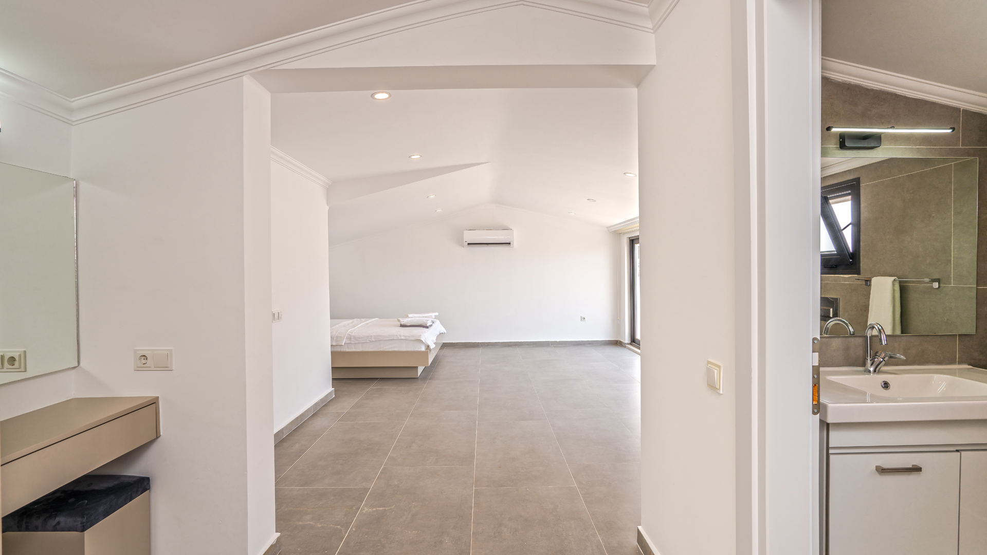 Stunning Villa in Ortaalan