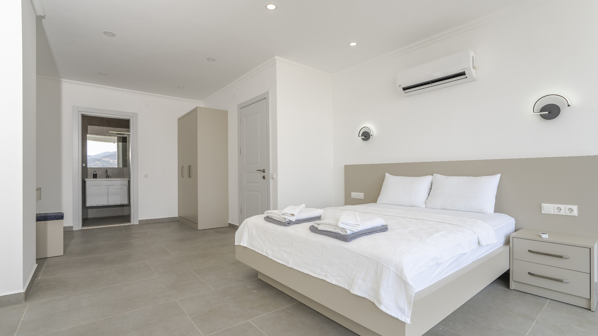 Stunning Villa in Ortaalan