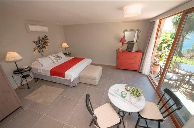 Furnished Luxury Sea-View Villa