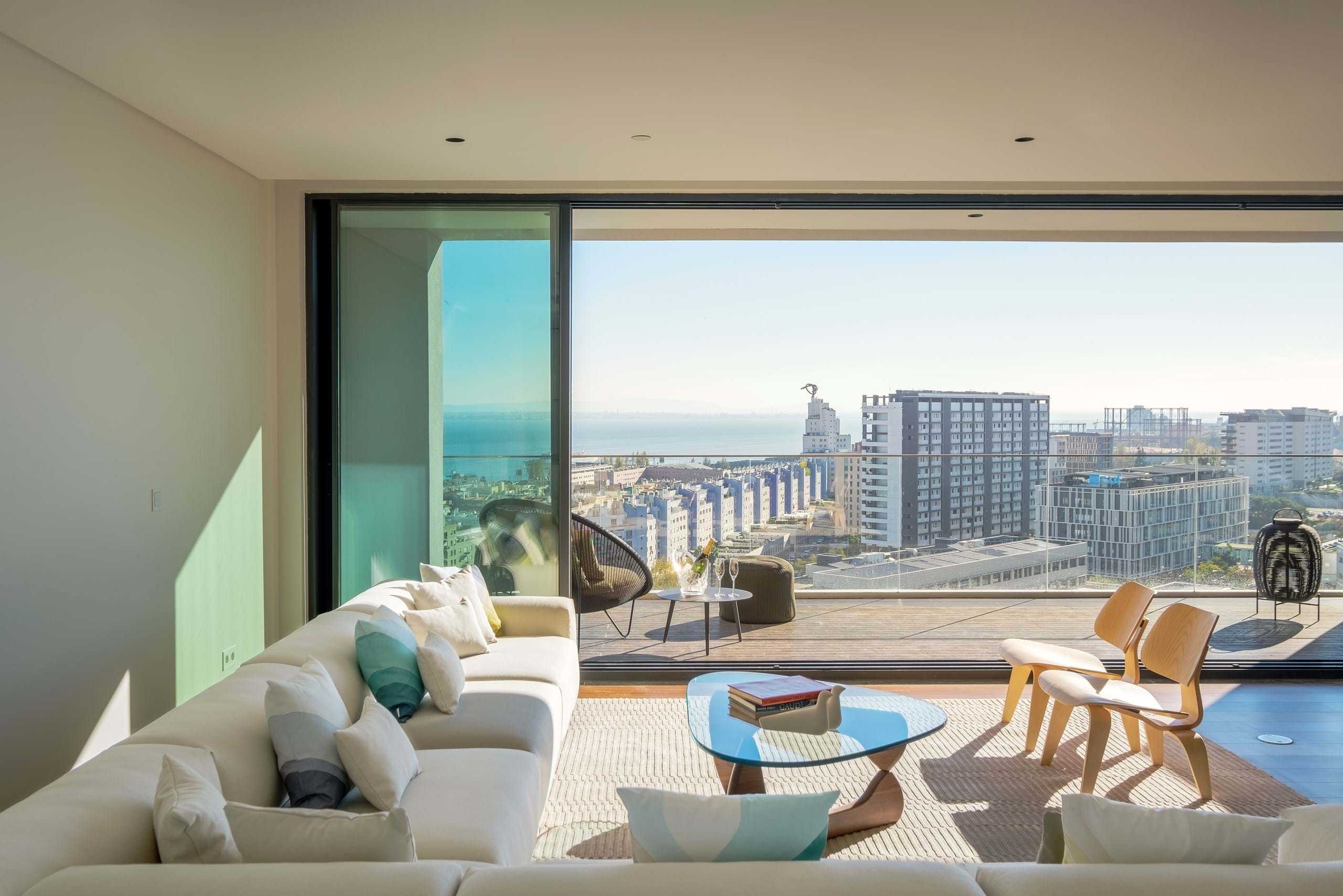 River-View Penthouses in Parque das Nacoes