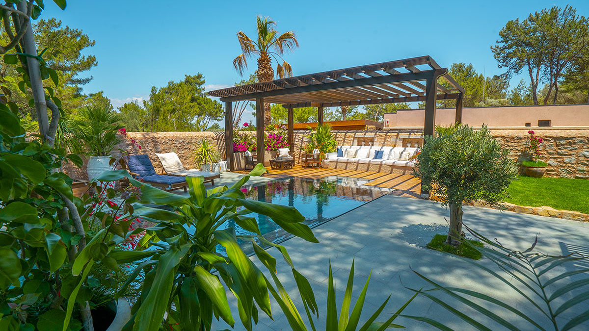 Secluded Luxury Stone Built Villas