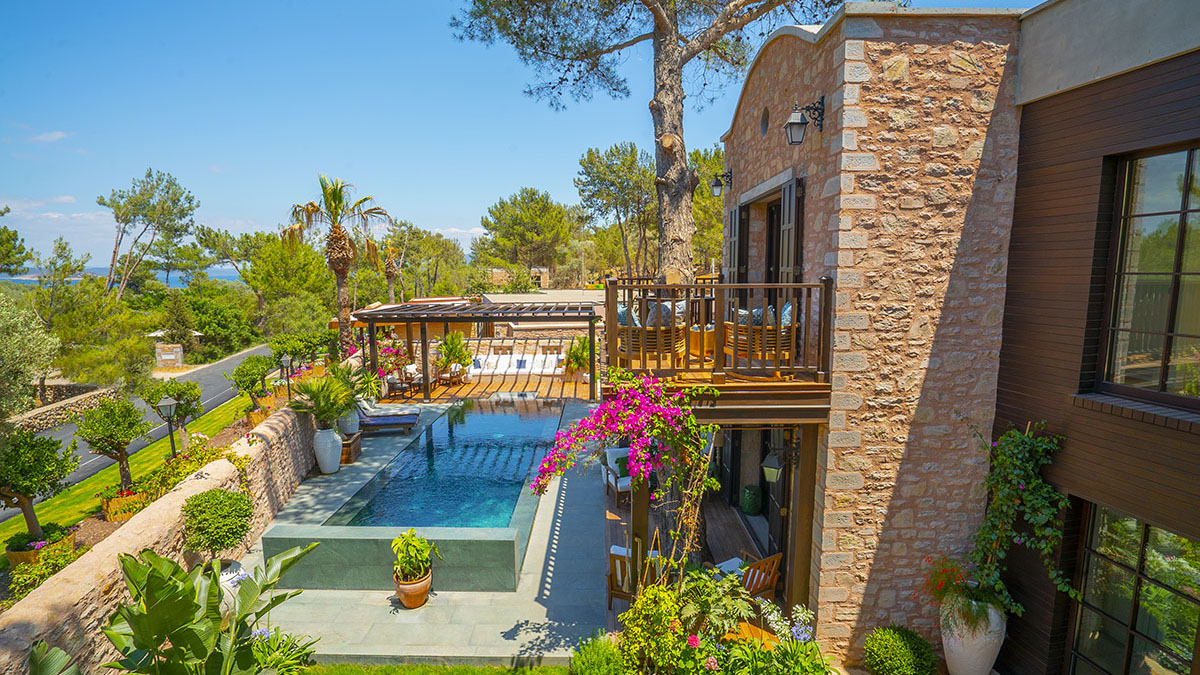 Secluded Luxury Stone Built Villas