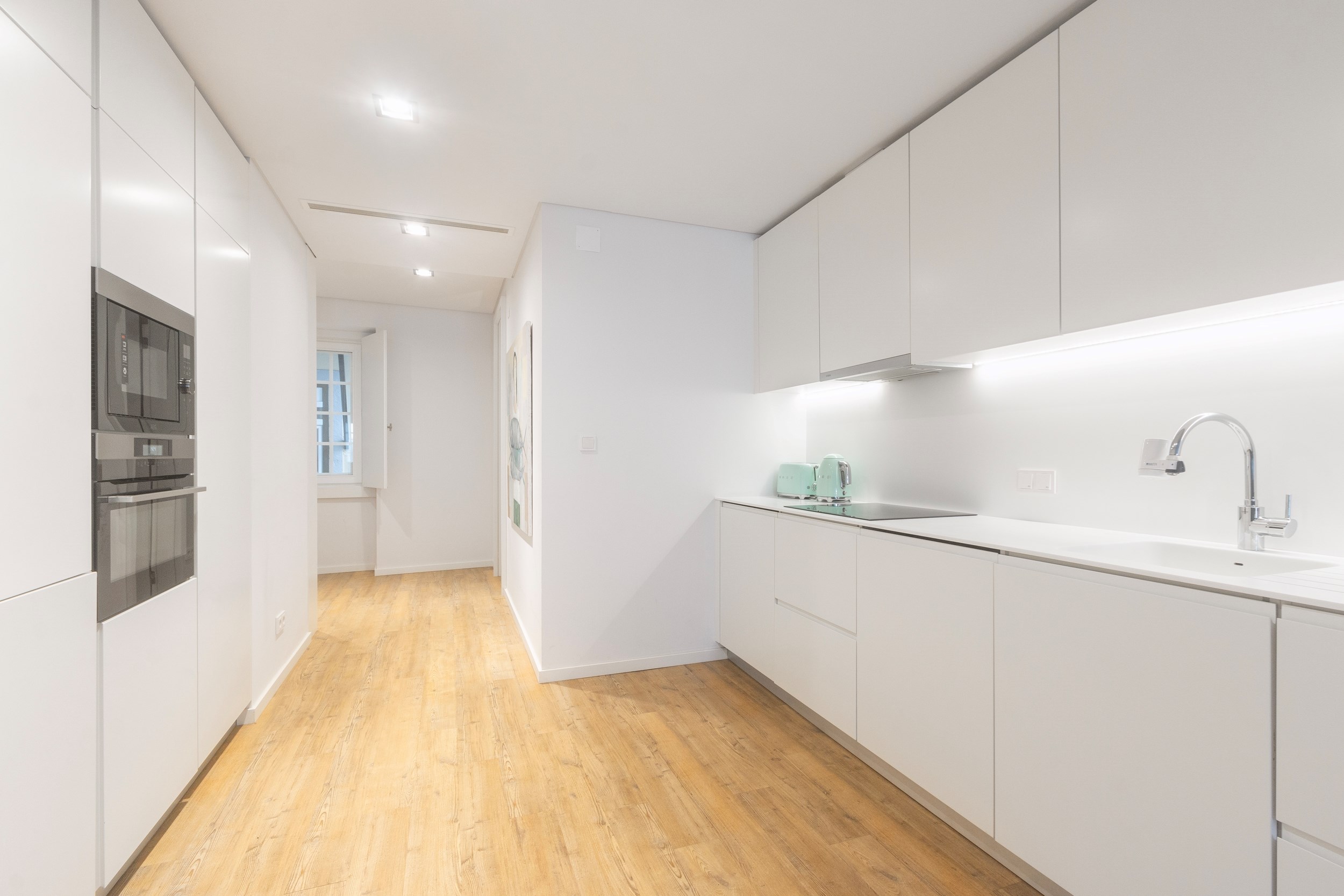 2 bedroom apartment as new between Chiado and Baixa