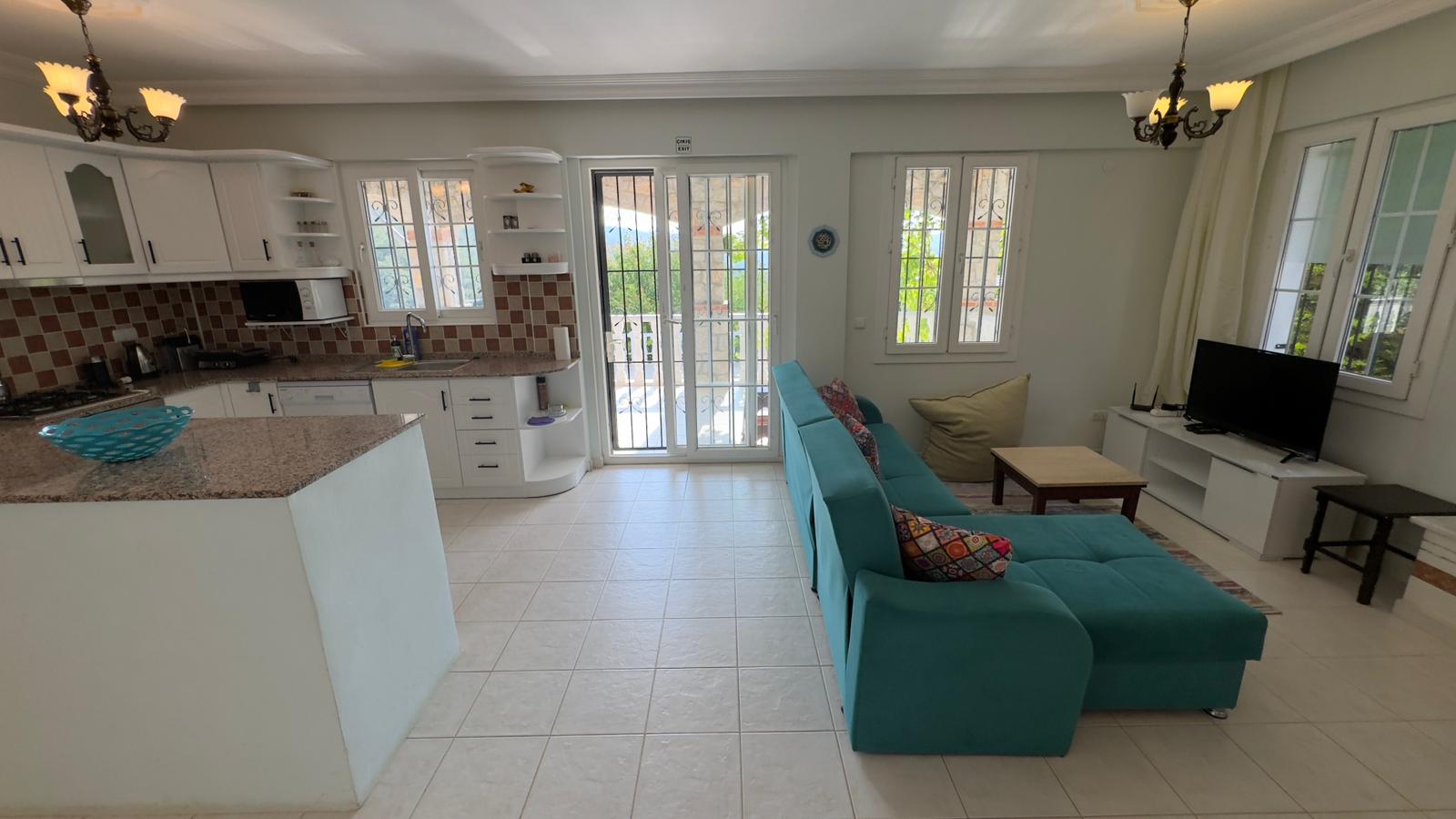 Detached Villa with Great Views