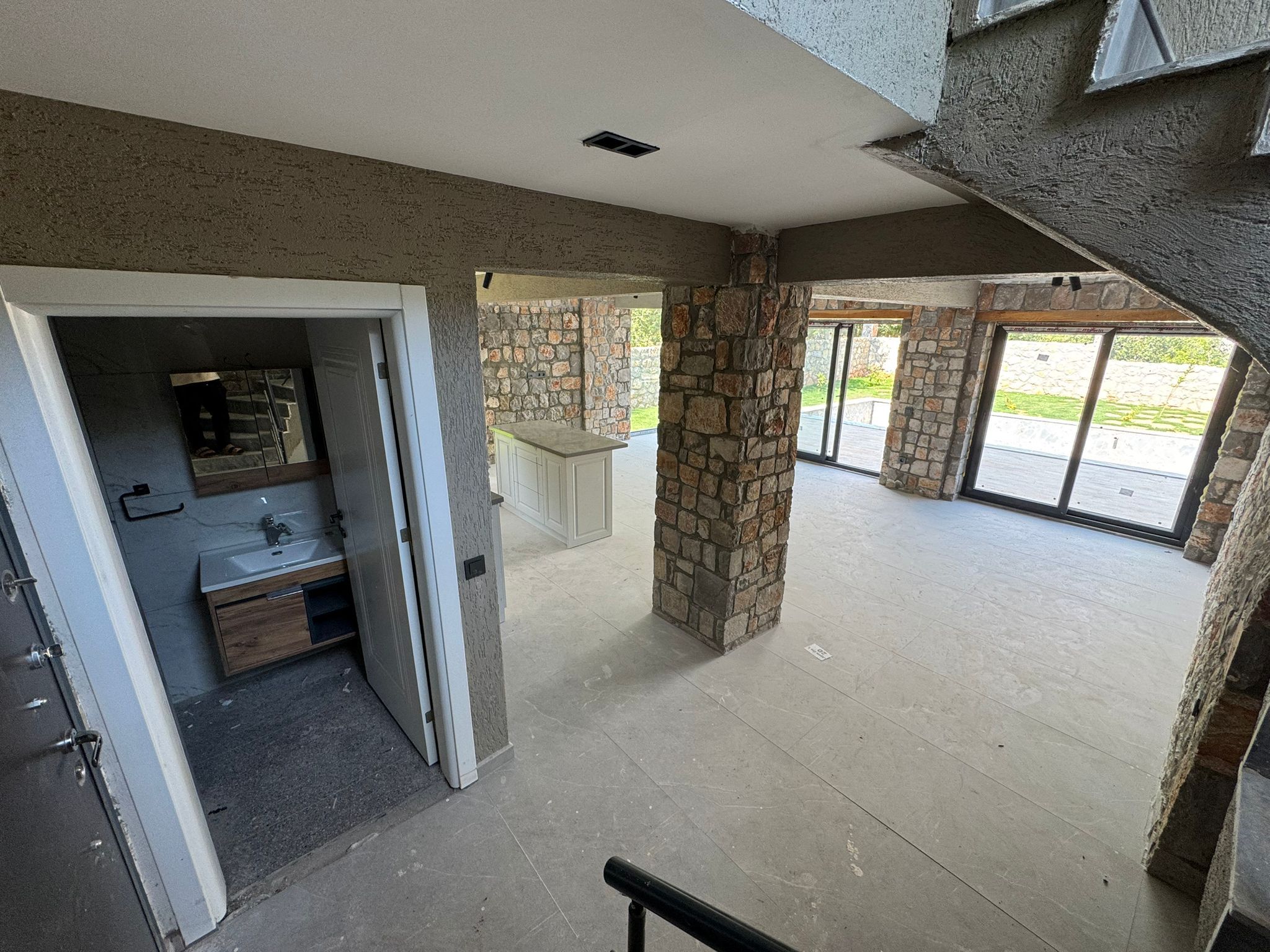 Brand New Stone-Built Villa