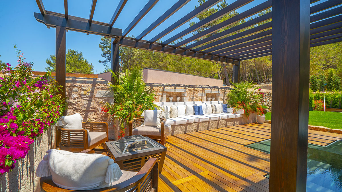 Secluded Luxury Stone Built Villas