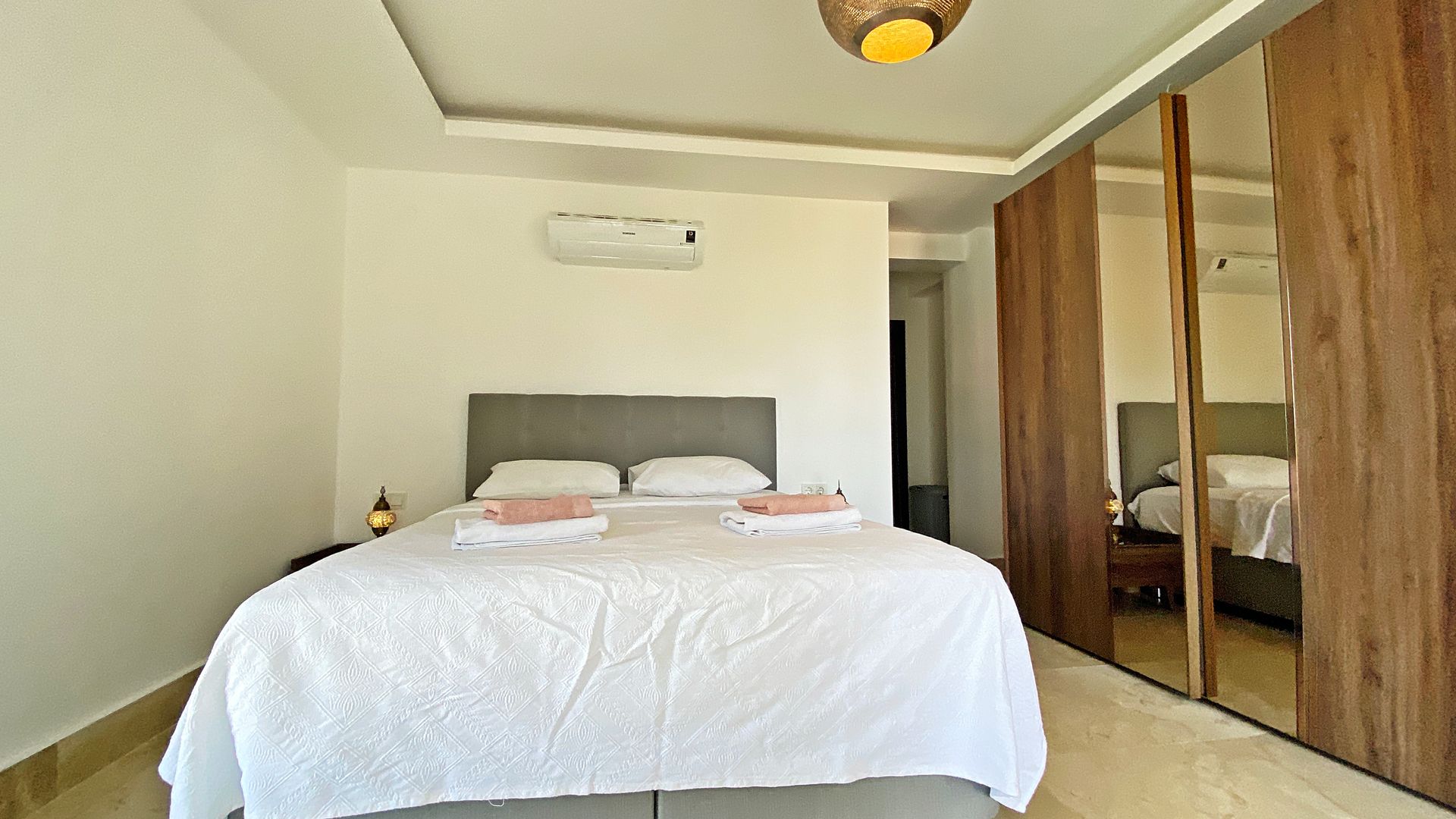 Luxurious Villa With Babadag View