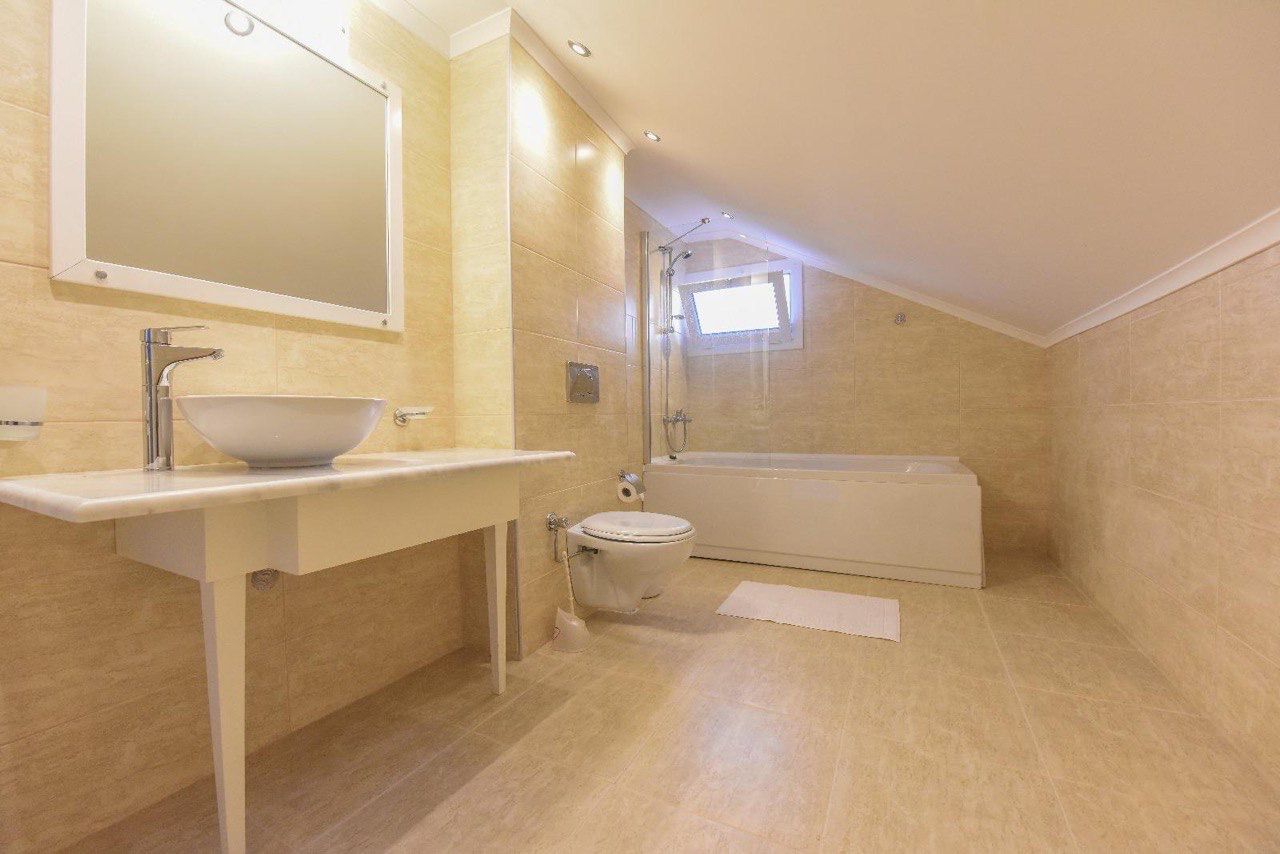 Contemporary Detached Villa in Oludeniz