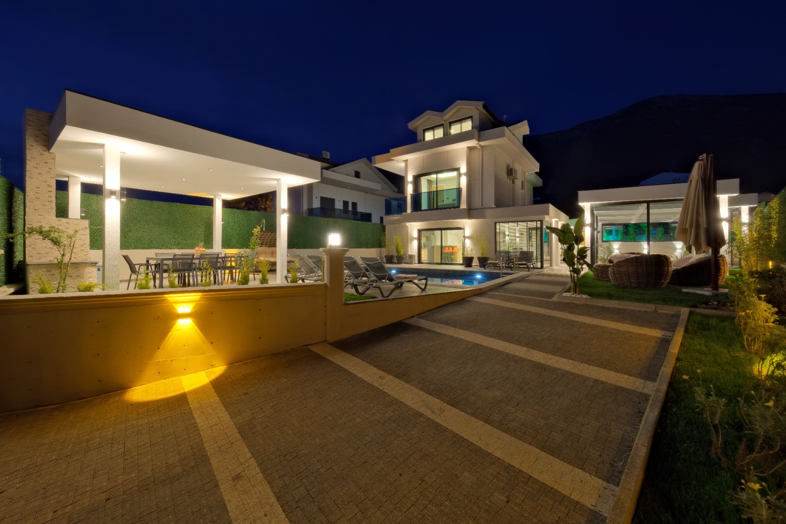 Stunning Modern Villa in Ovacik