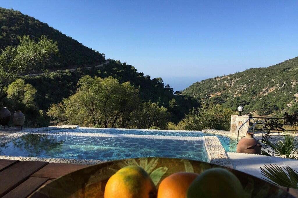 Secluded Detached Stone Villa