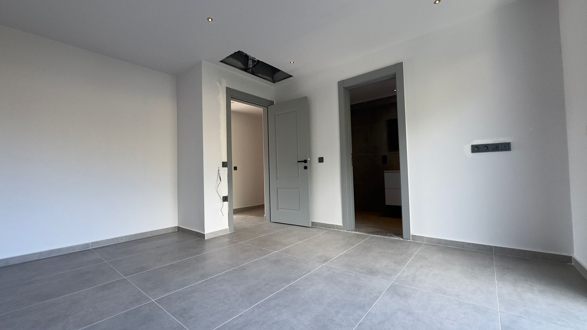 New Luxury Mountain View Villa