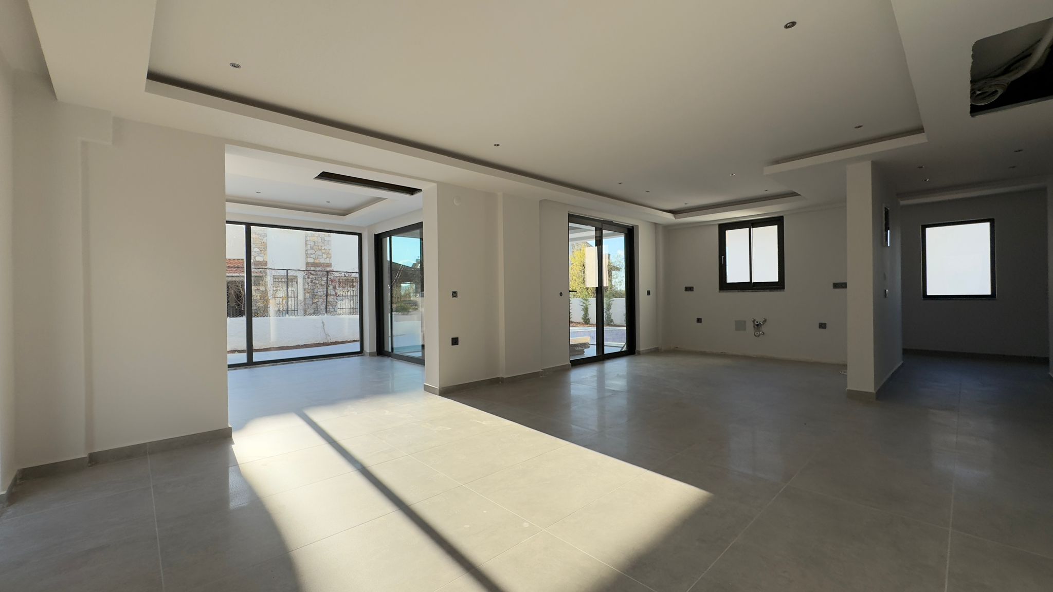 New Luxury Mountain View Villa