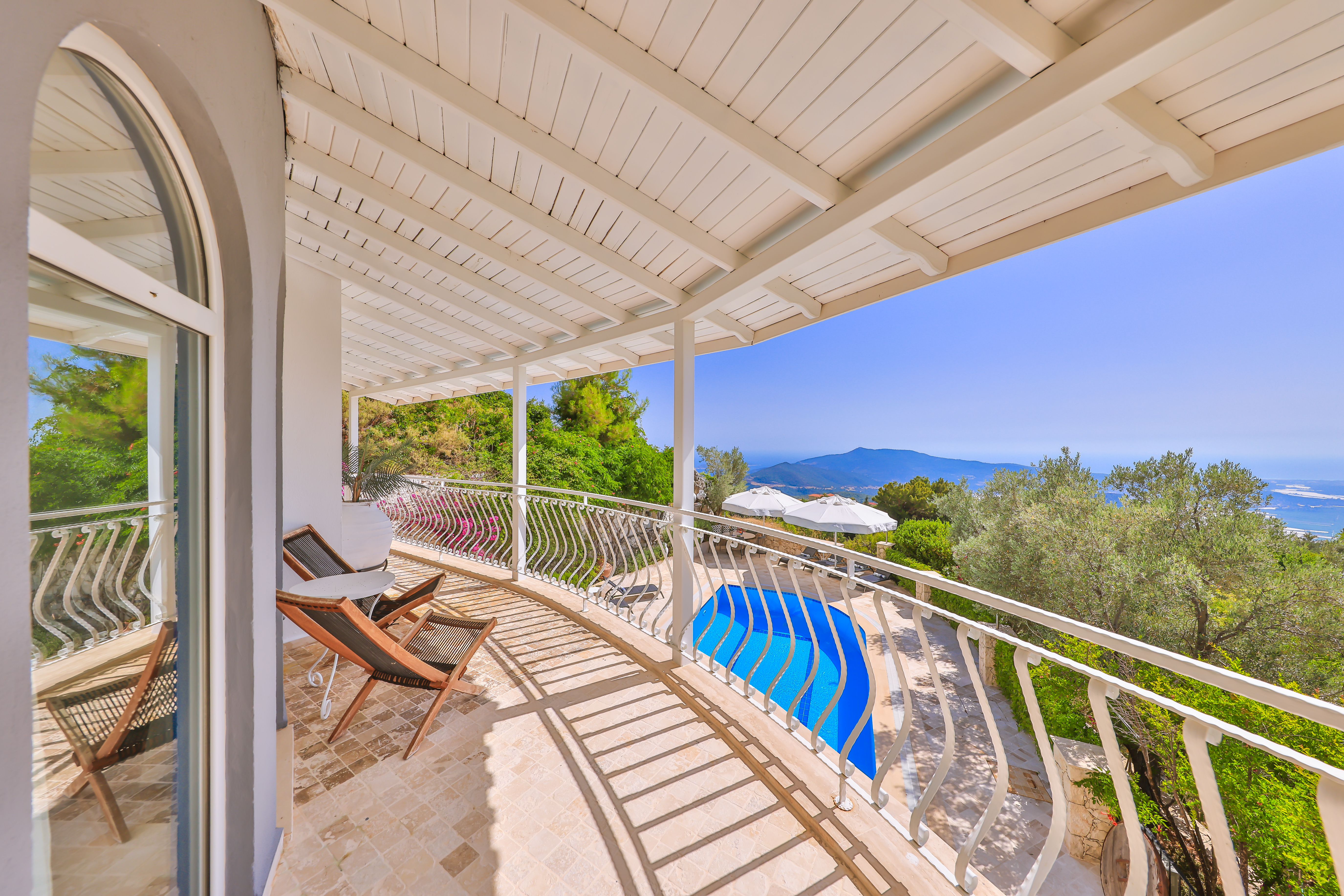 Secluded Luxury Villa in Islamlar