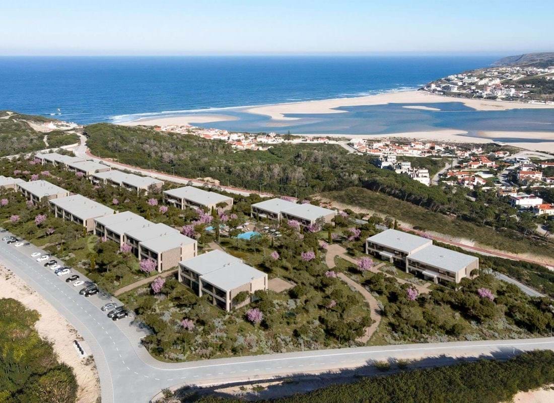 Sea-View Duplex Apartment in Obidos