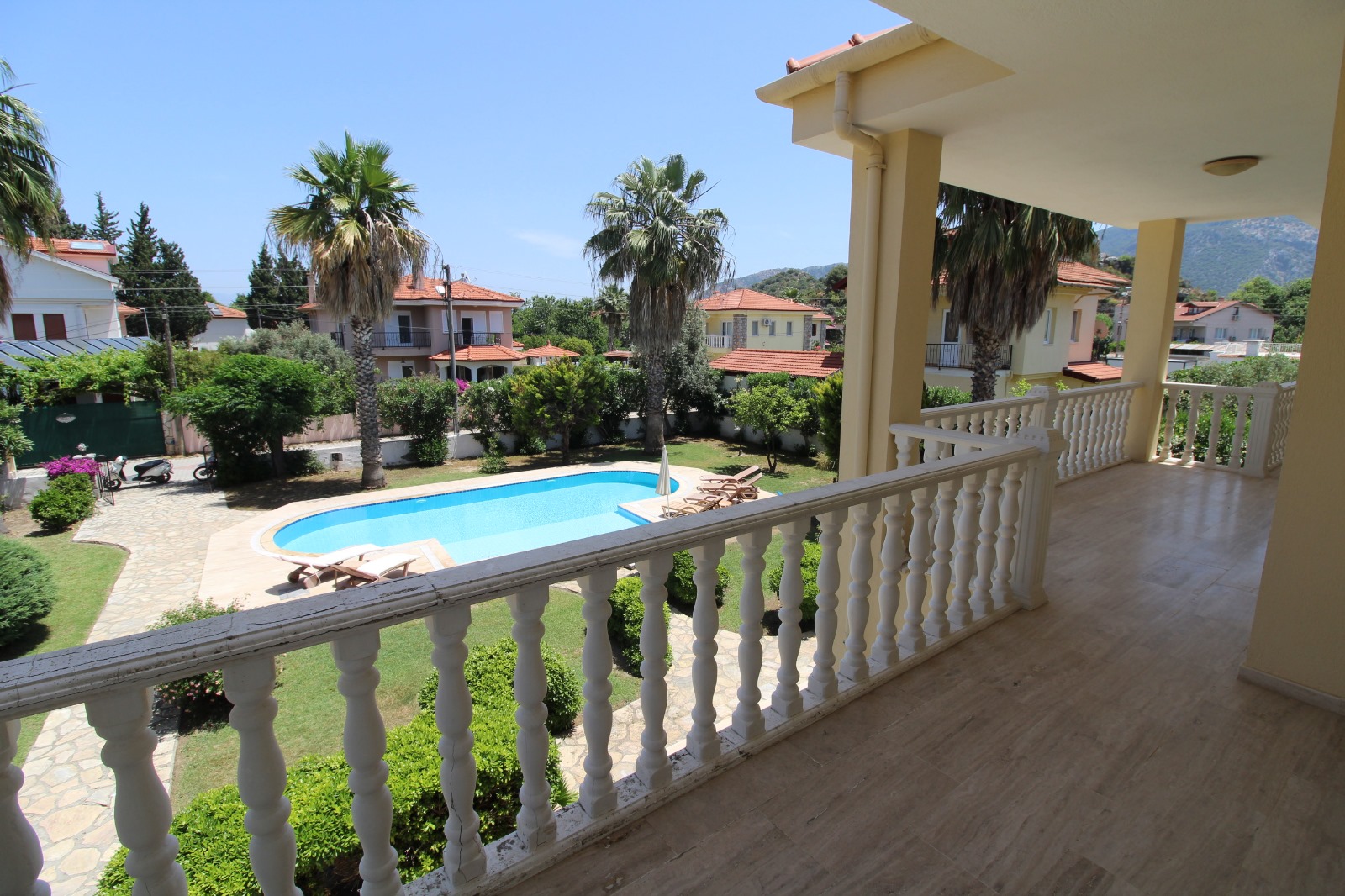 Stunning Central Location Villa