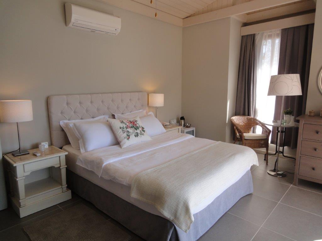 Furnished Luxury Sea-View Villa