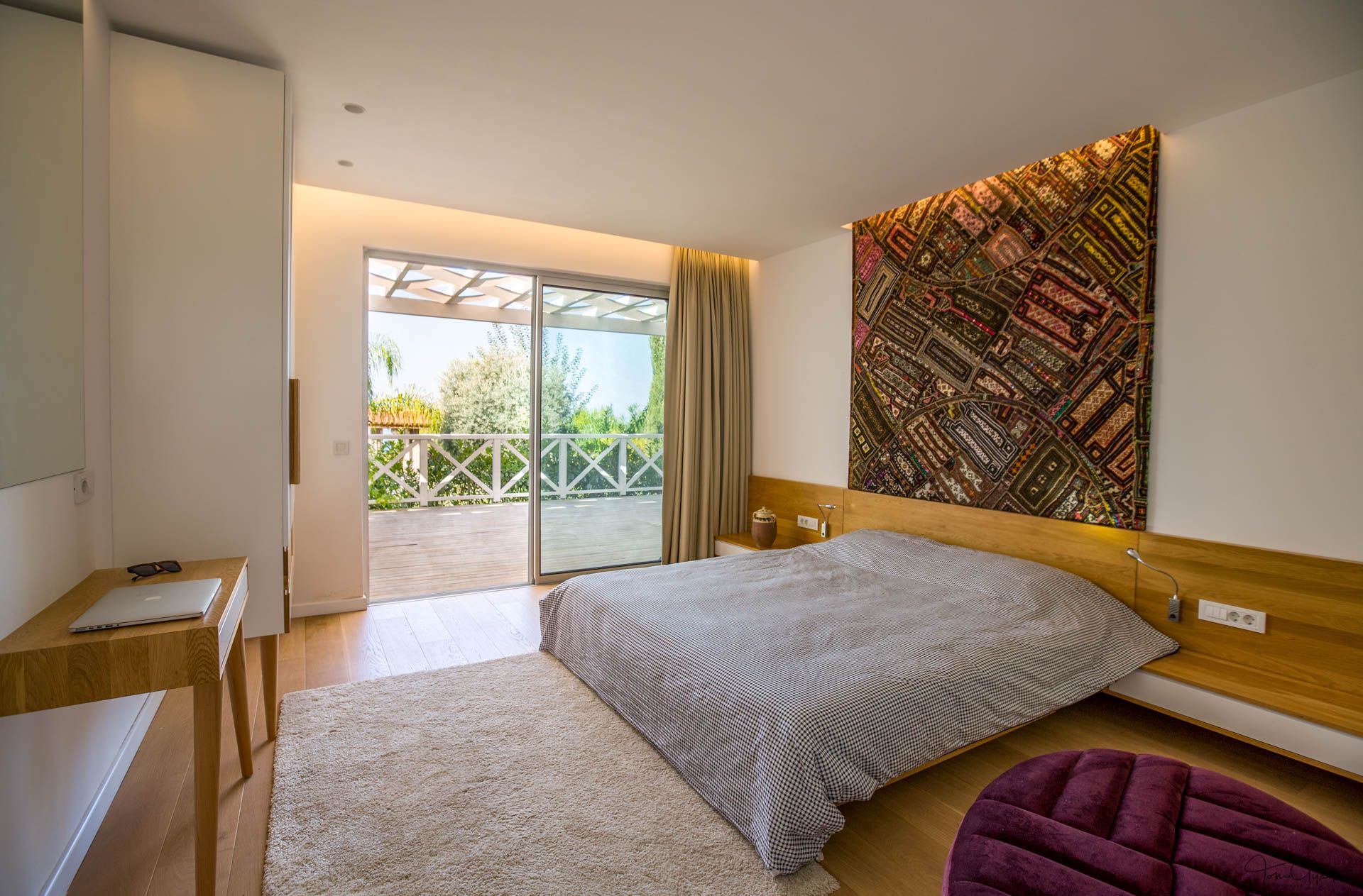 Secluded Villa with Stunning Sea-Views