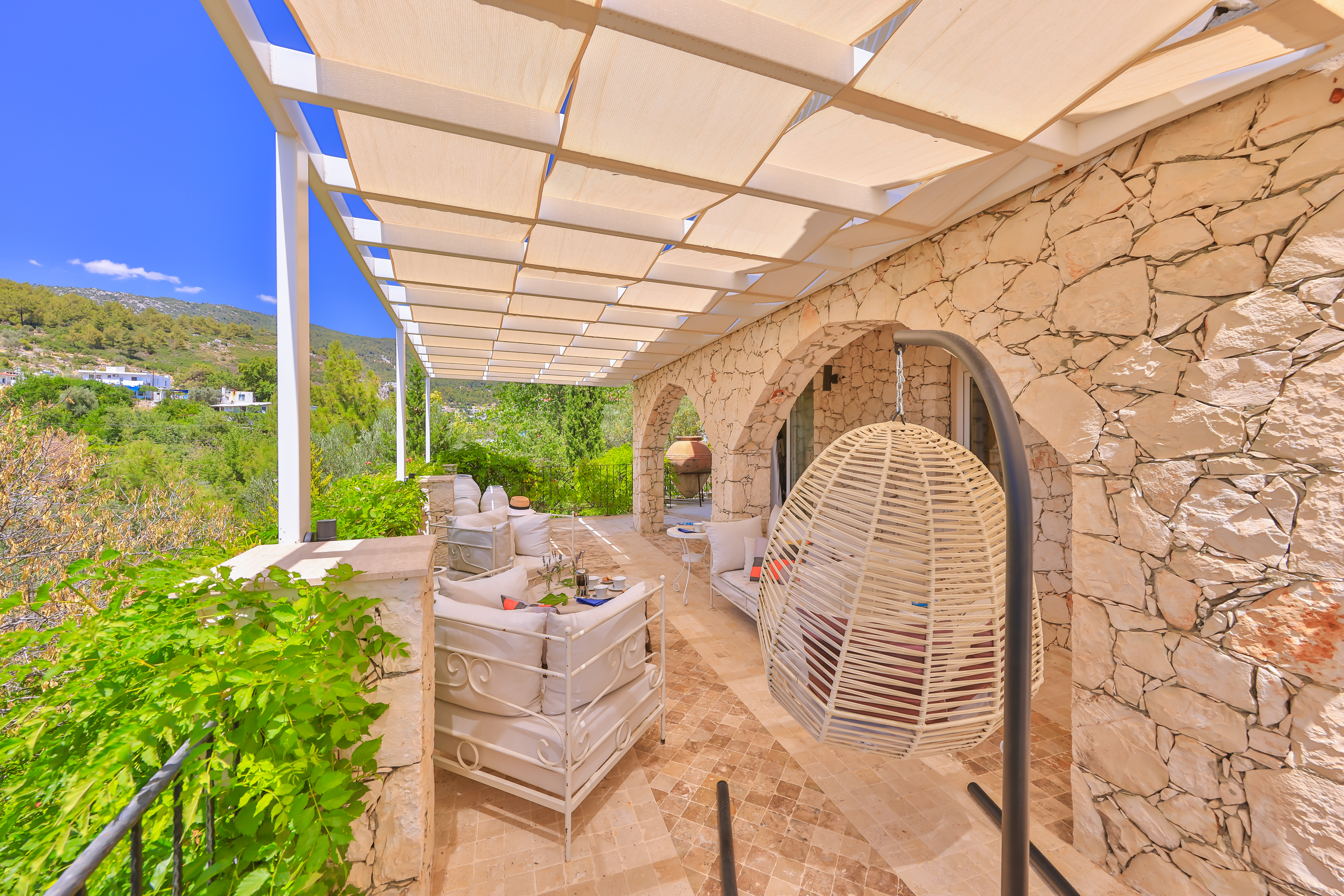 Secluded Luxury Villa in Islamlar