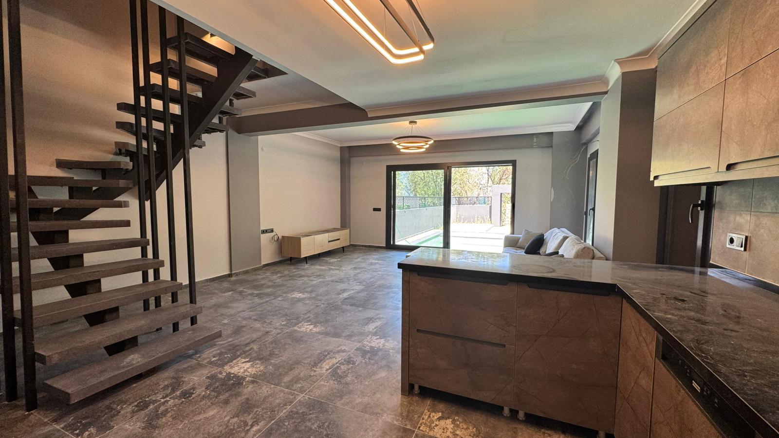 Brand New Luxury Villas