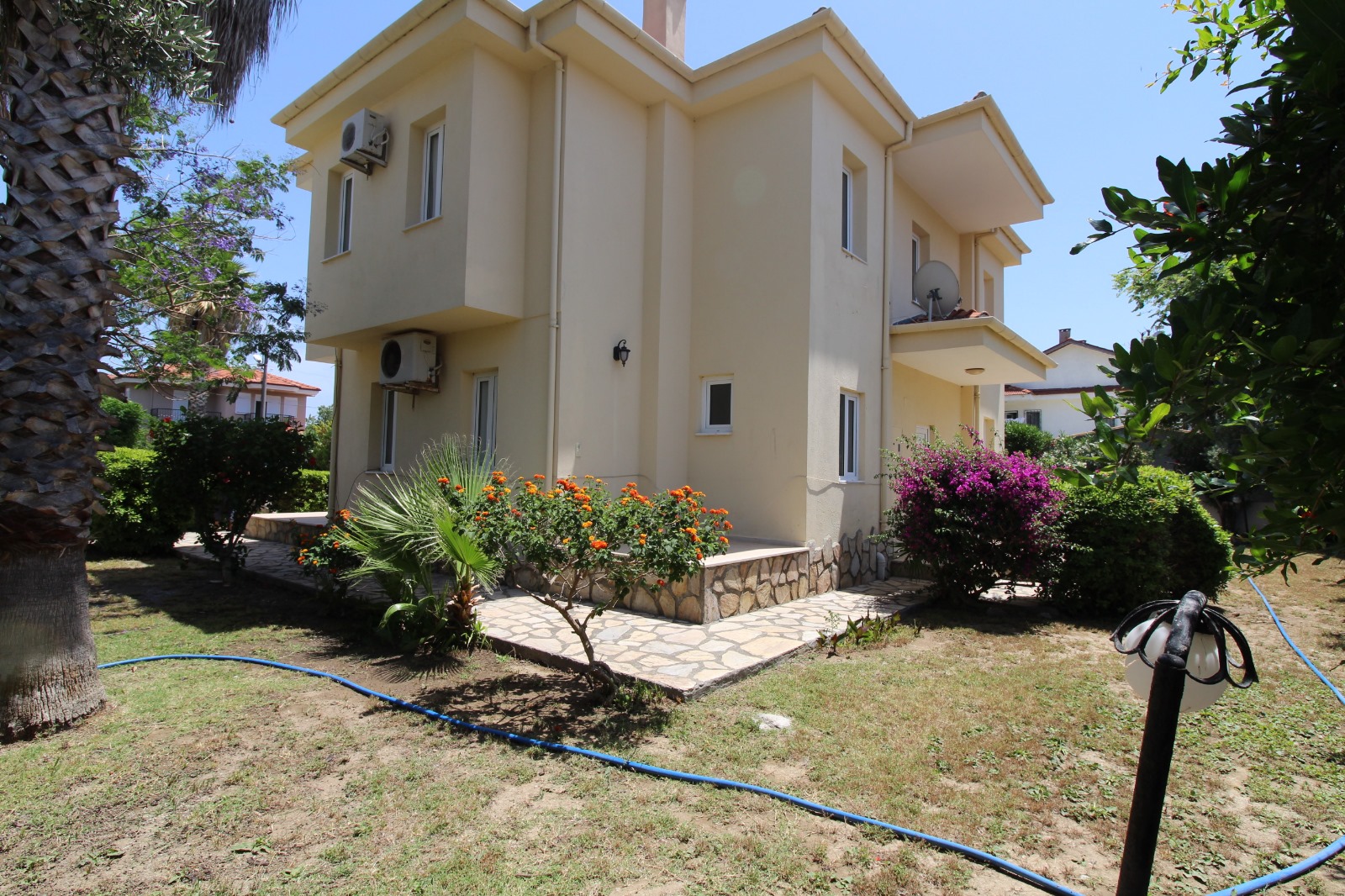 Stunning Central Location Villa