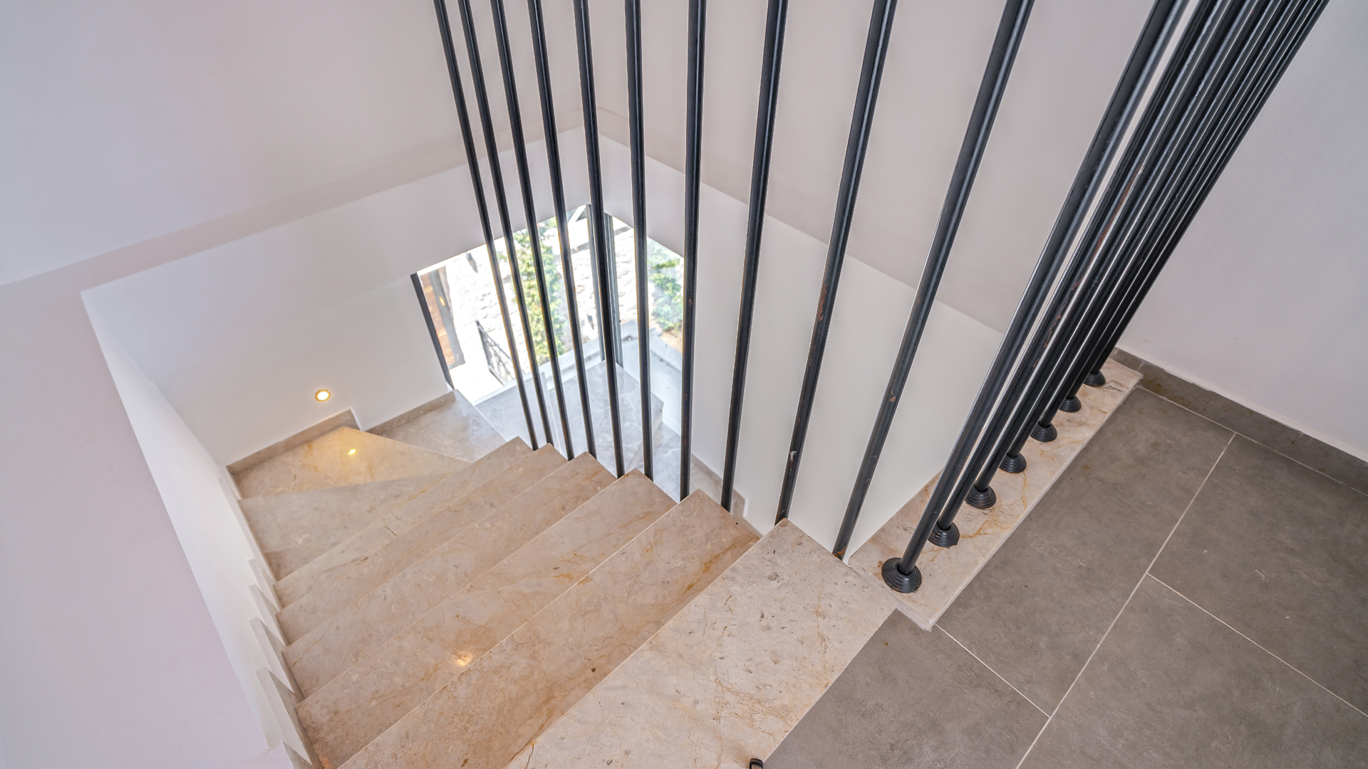 Stunning Villa in Ortaalan