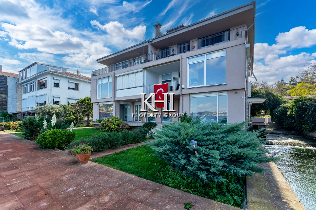 Luxury Mansion on the Bosphorus-Strait